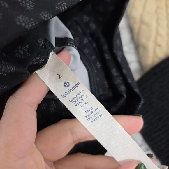 Lululemon Wunder Under Hi-Rise Tight 28" Overlace HR Ice Grey Black leggings 2 - Picture 6 of 7